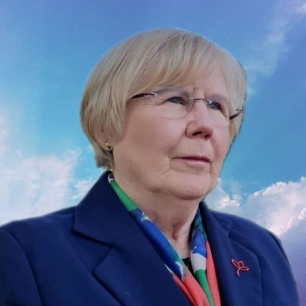  Helga Smolka